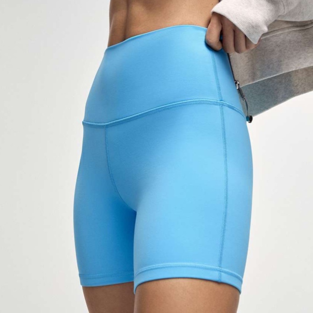 Lululemon align Shorts size 4